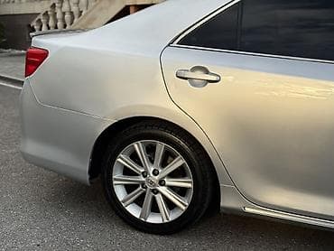 решетка вента: Toyota Camry: 2014 г., 2.5 л, Автомат, Гибрид, Седан — 5