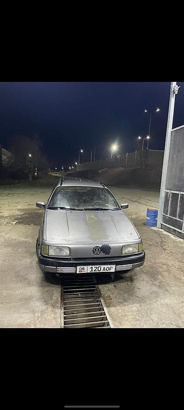 продаю хайландер: Volkswagen Passat: 1983 г., Универсал — 1