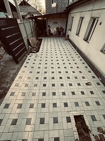 клеем кафель: Укладка брусчатки Гарантия, Бесплатная консультация Больше 6 лет опыта — 2