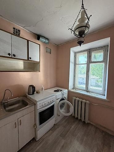 Батирлерди сатуу: 2 бөлмө, 42 м², Хрущевка, 2 кабат, Эски ремонт — 4