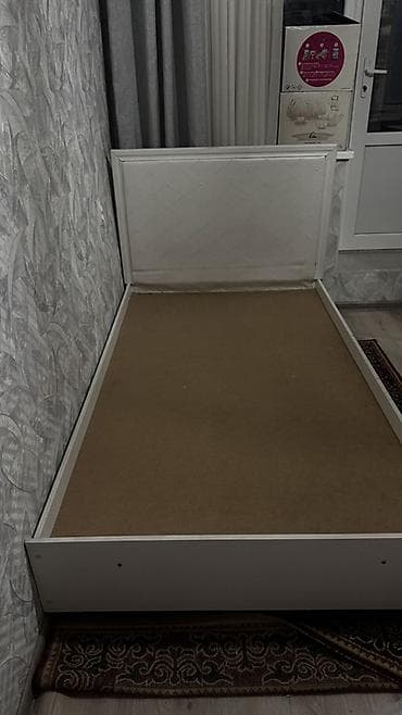 мебель кредит: Односпальная кровать, С мягким изголовьем, длина - 200 см — 1