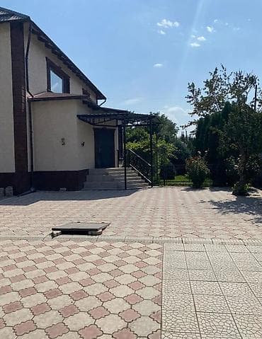 Дома: 🏡 Продается просторный 2-этажный кирпичный дом! с Лебединовка . ✨ — 3