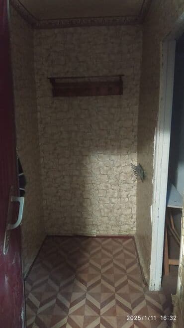 квартира частный дом: 2 комнаты, 44 м², 2 этаж, Старый ремонт — 8