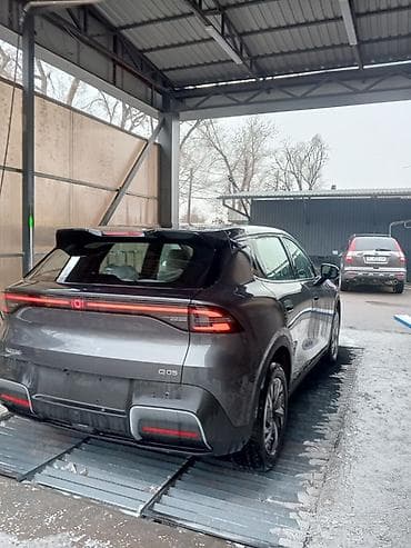 kia ev9: BYD : 2026 г., Электромобиль, Кроссовер — 9