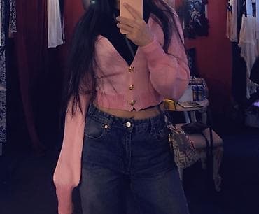 Кардиганы: Укороченный вязаный кардиган розового цвета с длинными рукавами и — 1