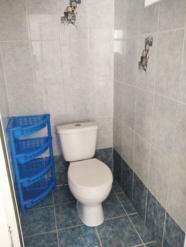 сниму квартиру в микрорайонах: 70 м², 2 комнаты, Забор, огорожен, Подвал, погреб — 4