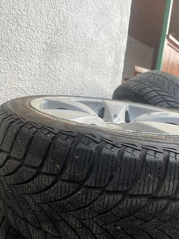 набор ключей 82: Колеса в сборе 225 / 45 / R 17, Зимняя шипованная, Б/у, Комплект, Легковые, Литые, отверстий - 5 — 3