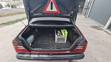 Транспорт: Mercedes-Benz W124: 1989 г., 2.3 л, Автомат, Бензин, Седан — 7
