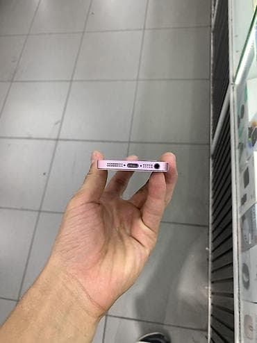 iphone s7: IPhone SE, Б/у, 64 ГБ, Rose Gold, Чехол — 6