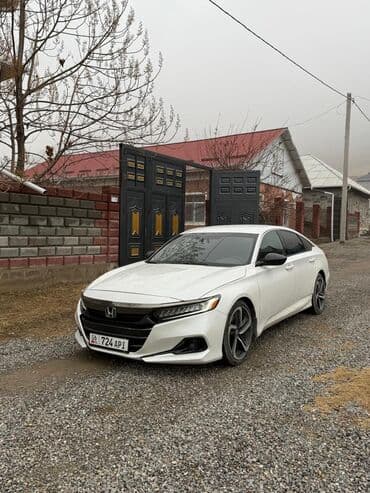 bmv 520: Honda Accord: 2021 г., 1.5 л, Вариатор, Бензин, Седан — 2