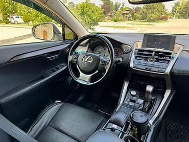 автомат машина бу: Lexus NX: 2017 г., 2 л, Автомат, Бензин, Кроссовер — 5