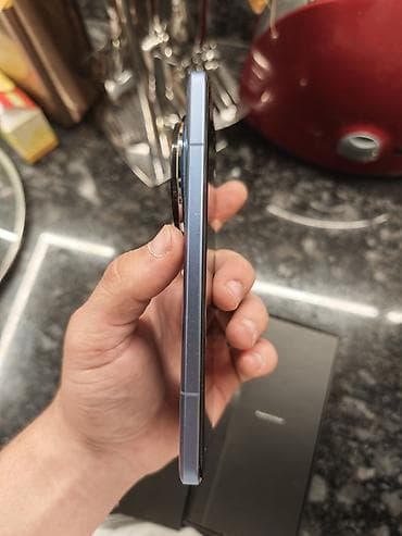 mi air: Xiaomi, 14 Ultra, Б/у, 256 ГБ, цвет - Голубой, 2 SIM — 5