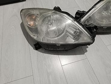 mazda 2: Комплект передних фар Peugeot — 1