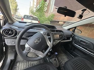 Унаа сатуу: Toyota Prius: 2016 г., 1.5 л, Автомат, Гибрид, Купе — 3