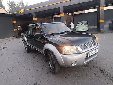 простой: Nissan Navara: 2015 г., 2.5 л, Механика, Бензин, Пикап — 1