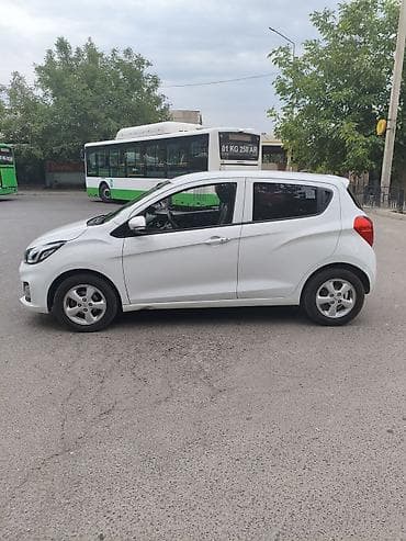 малибу крыло: Chevrolet Spark: 2020 г., 1 л, Вариатор, Бензин, Хэтчбэк — 3