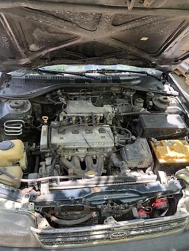Унаа: Toyota Carina E: 1993 г., 1.6 л, Кол менен иштөөчү, Бензин, Седан — 4