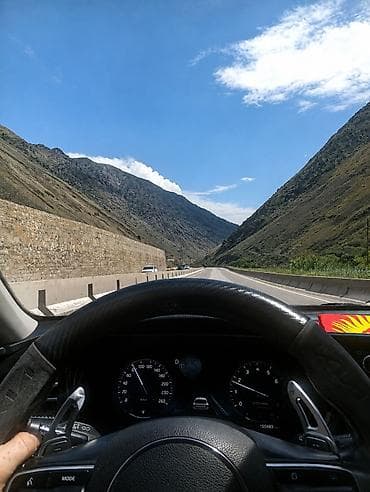 m5 e60: Легковое авто, Пункт назначения: Аэропорт Манас, Количество мест: 4 — 9