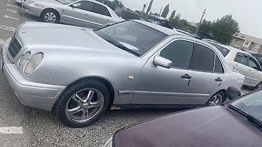 Mercedes-Benz E-Class: 1995 г., 2 л, Механика, Бензин, Седан — 6