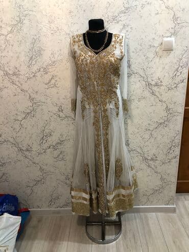 прокат карнавальных костюмов в бишкеке бишкек: Вечернее платье, Длинная модель, С рукавами, Стразы, XS, S, M — 7