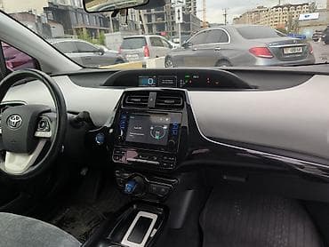 prius 50: Toyota Prius: 2016 г., 1.8 л, Вариатор, Гибрид, Хэтчбэк — 3