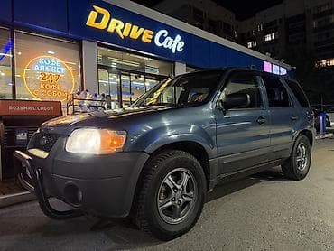 Ford Escape: 2004 г., 2.3 л, Автомат, Бензин, Кроссовер — 6