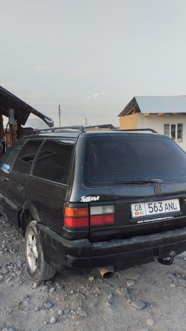 машина кузов: Volkswagen Passat: 1992 г., 2 л, Механика, Бензин, Универсал — 3
