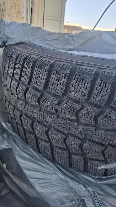Транспорт: Шины 215 / 60 / R 16, Зима, Б/у, Пара, Легковые, Италия, Roadstone — 4