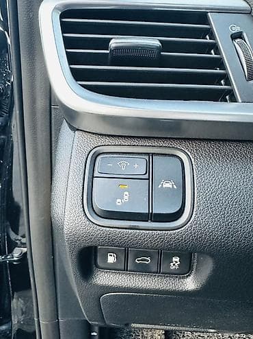 geely e5: Kia K5: 2019 г., 2 л, Автомат, Газ, Седан — 6