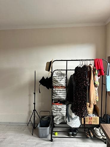 с ленинское участка: Балыкчи. Сдается комната на территории частного дома. Сутки: 3000 — — 6