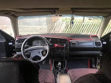 капот кобальт: Volkswagen Vento: 1993 г., 1.8 л, Механика, Бензин, Седан — 9