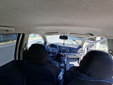 Nissan Micra: 2015 г., 1.4 л, Автомат, Бензин, Хэтчбэк — 6