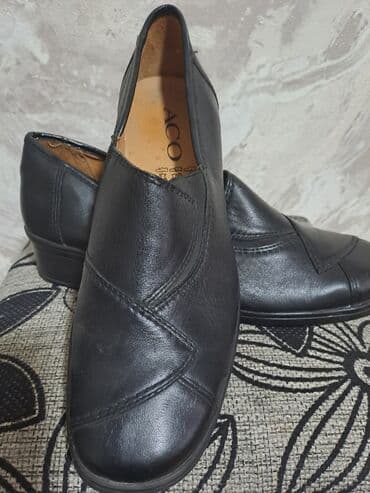 Женская обувь: Туфли кожаные, б/у,в хорошем состоянии. Размер 40,покупали в — 3