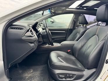 jac js6: Toyota Camry: 2018 г., 0.5 л, Автомат, Бензин — 3