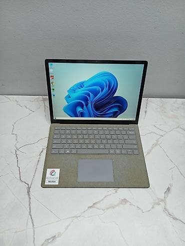 Ноутбуки Microsoft: Продаю ноутбук хорошем состоянии. Цена окончательно без торга — 2