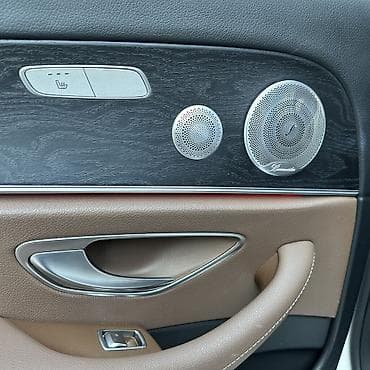 mers e124: Mercedes-Benz E-Class: 2019 г., 2 л, Автомат — 7
