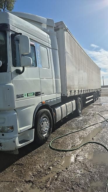 2 4 д: Тягач, DAF, 2011 г., Тентованный — 4