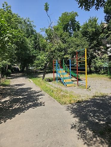 куплю продажа: 2 комнаты, 43 м², Индивидуалка, 3 этаж, Старый ремонт — 2