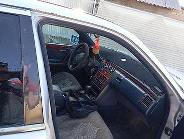 step: Mercedes-Benz E-Class: 1995 г., 0.2 л, Автомат, Бензин, Седан — 3