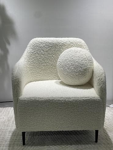 Кресло в стиле минимализм с обивкой «букле» - Цвет: молочный/айвори