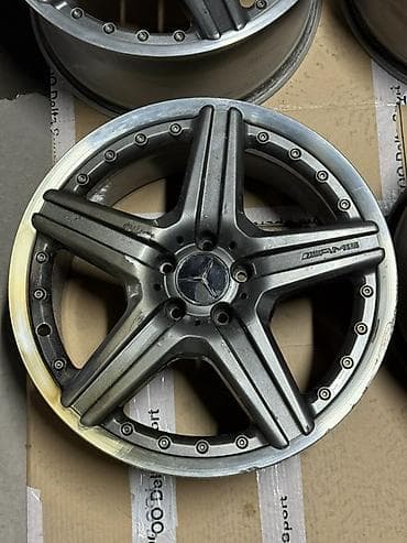 e60 m5: Диски R 19 AMG, Комплект, отверстий - 5 — 4