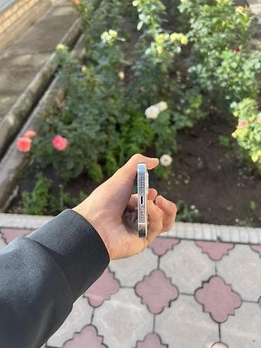 ПРОДАЮ 128 гб 78% все работает есть трещинка с краю экрана на работу — 5