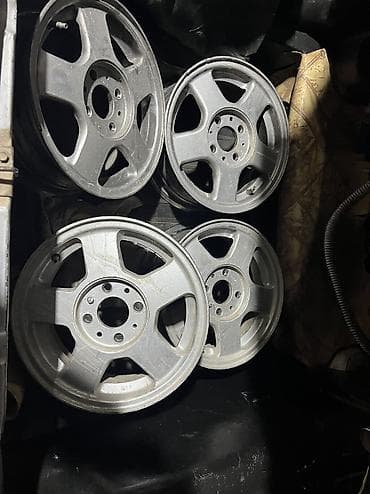 Литые Диски R <13 Комплект, отверстий - 4, Б/у