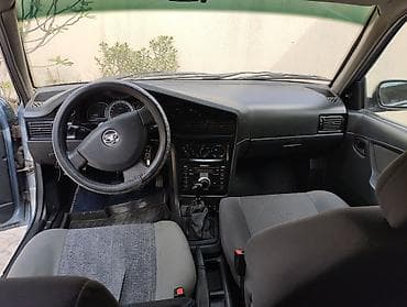 cl class: Daewoo Nexia: 2010 г., Седан — 5