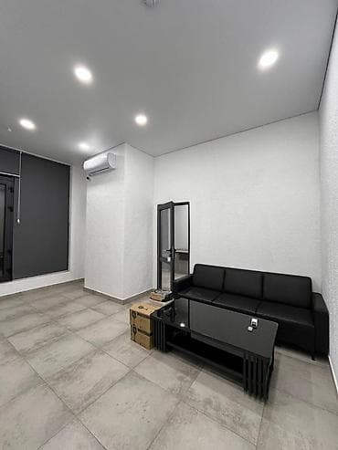 2500: Аренда офисов, 120 м², В жилом комплексе — 6