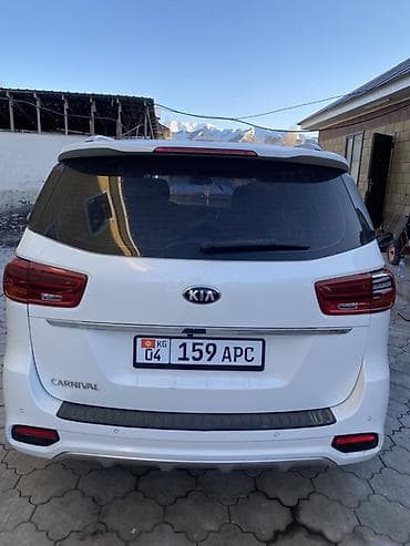 фары на мото: Kia Carnival: 2018 г., 2.2 л, Дизель, Минивэн — 2