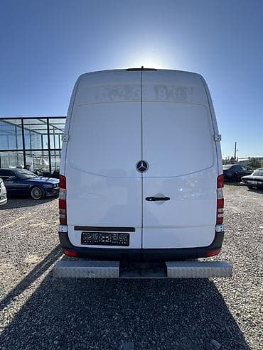 Грузовик, Mercedes-Benz, Стандарт, 3 т — 4