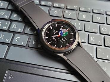 Смартчасы Samsung Galaxy Watch 4 Classic. состояние 10/10 в комплекте