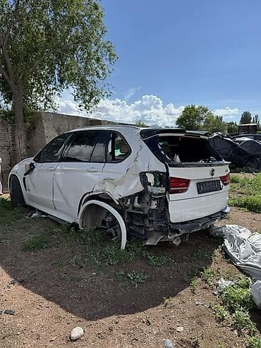 bmw e9: BMW X5, белый цвет, под разбор или восстановление. По фото видно: - — 4