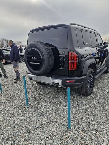 tesla model x: Внедорожник BAIC. BJ40E 2025 г. новый. гибрид с современным — 2